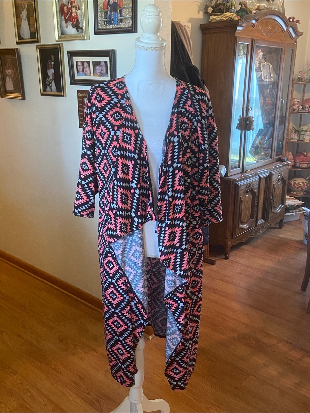 Lularoe Shirley cardigan. Size large